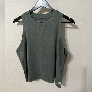 EUC Vuori Energy Crop Top - Large